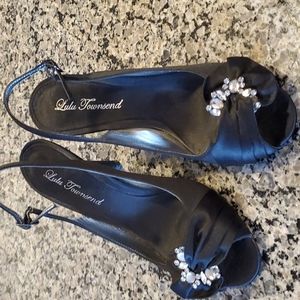 Lulu Townsend Black satin sling dress shoes
